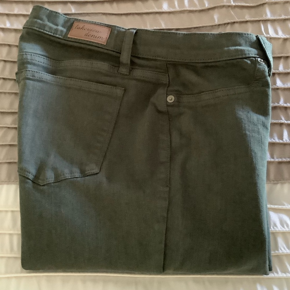 Women’s Olive Green, straight leg Mid- rise jeans.